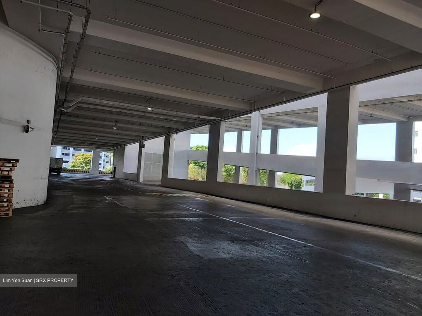 Admiralty MRT (D25), Factory #455411621